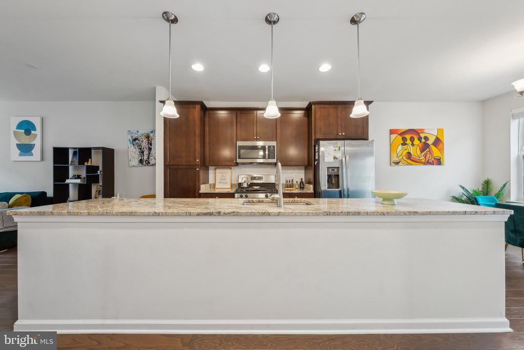 7119 ROWLOCK ALLEY
