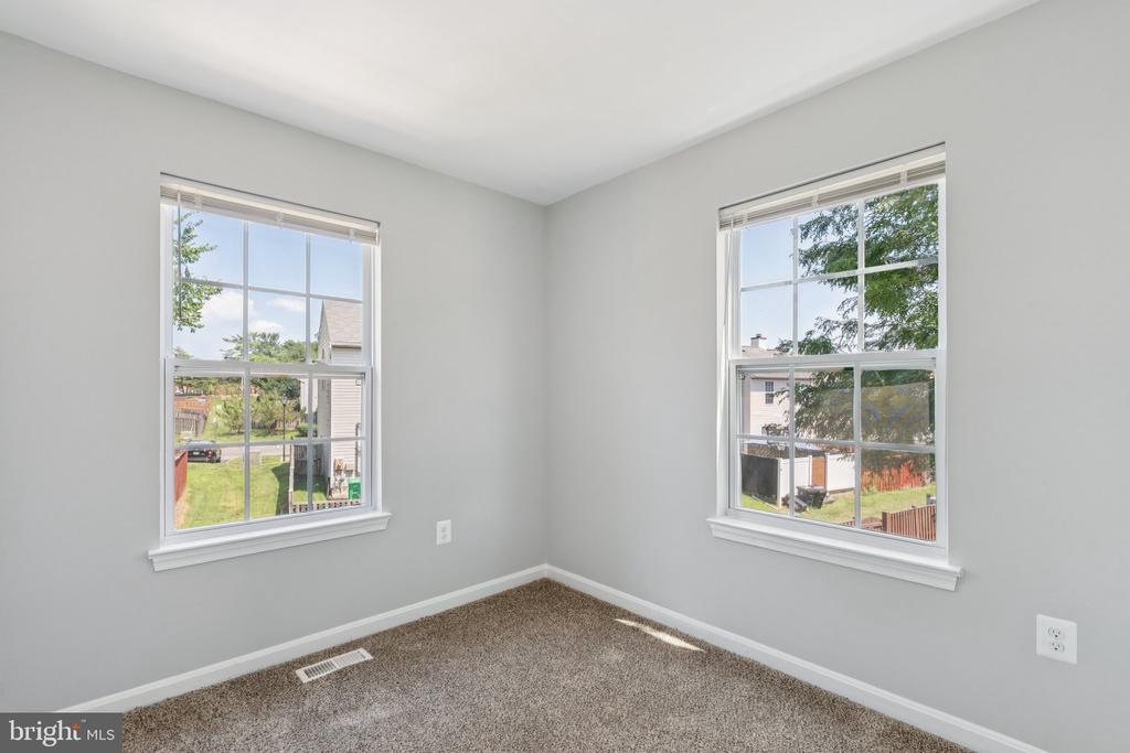 5236 DAVENTRY TERRACE