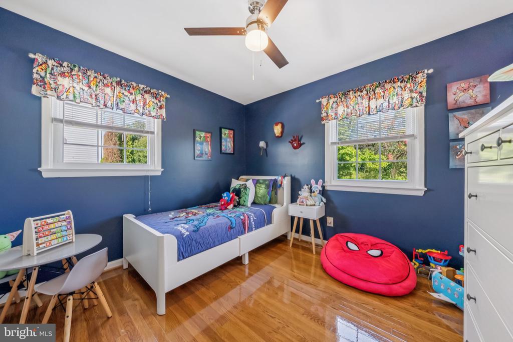 6805 SUNSET TERRACE