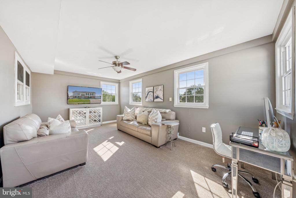 6805 SUNSET TERRACE