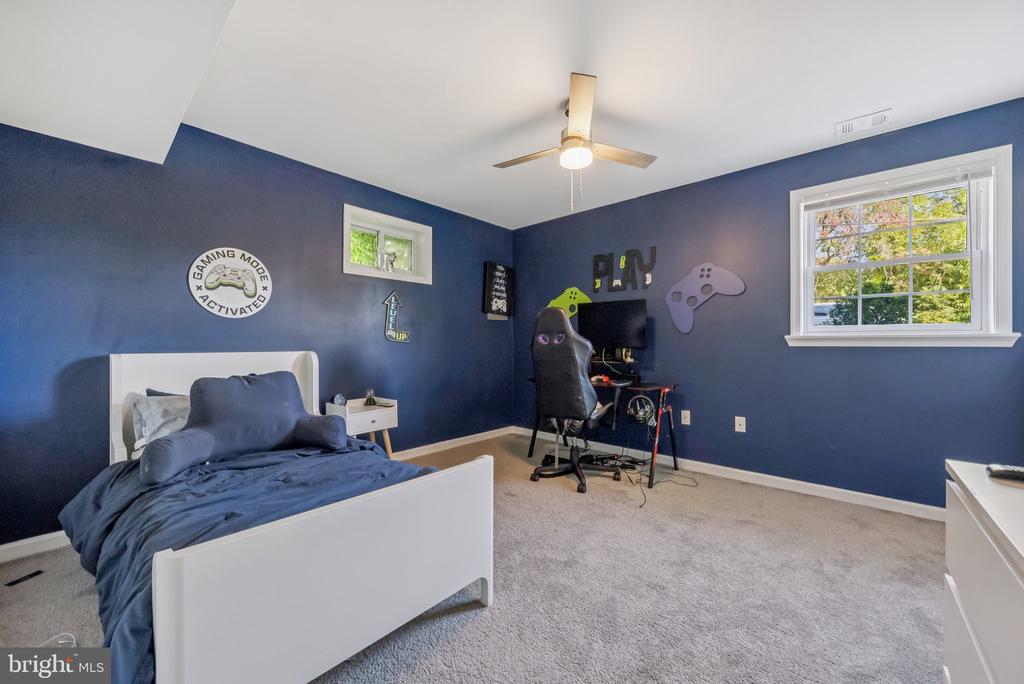 6805 SUNSET TERRACE
