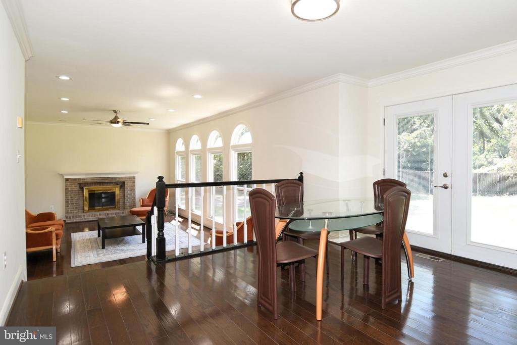 8012 WINGATE DRIVE