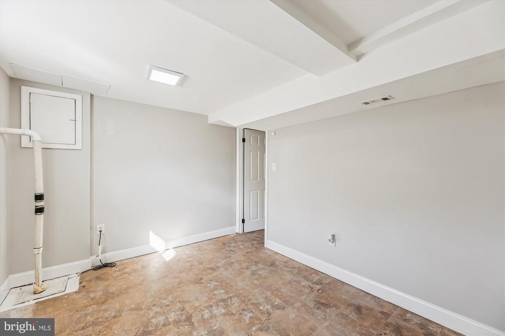 803 BOOKER DRIVE