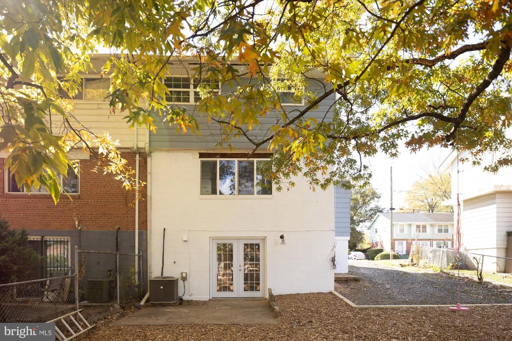 803 BOOKER DRIVE