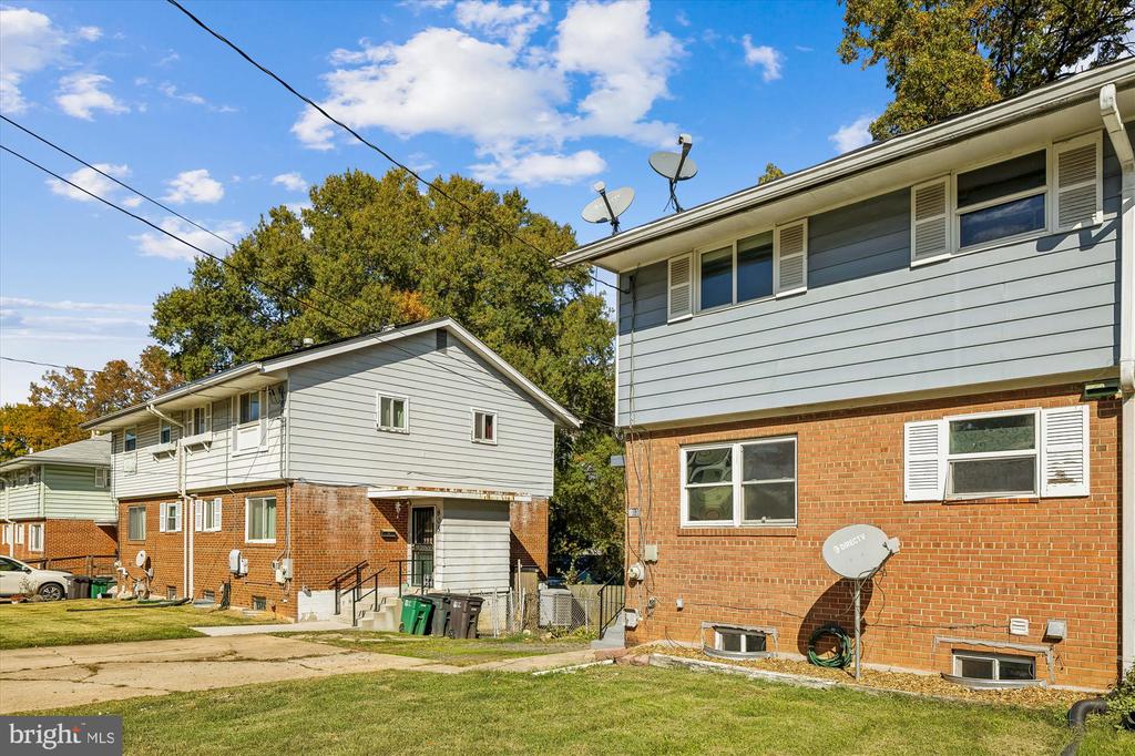 803 BOOKER DRIVE