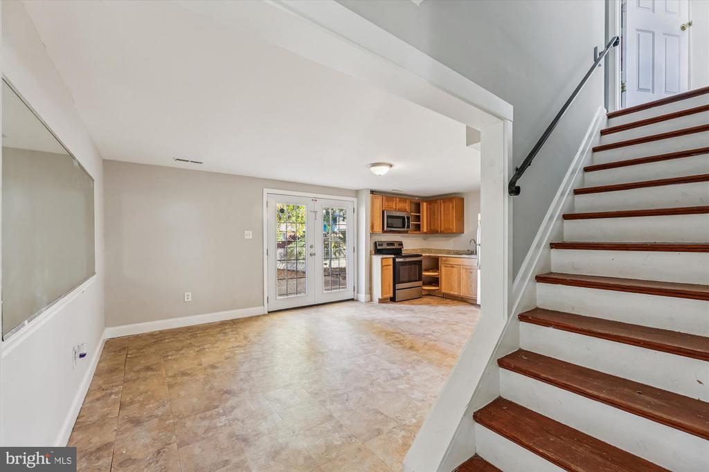 803 BOOKER DRIVE