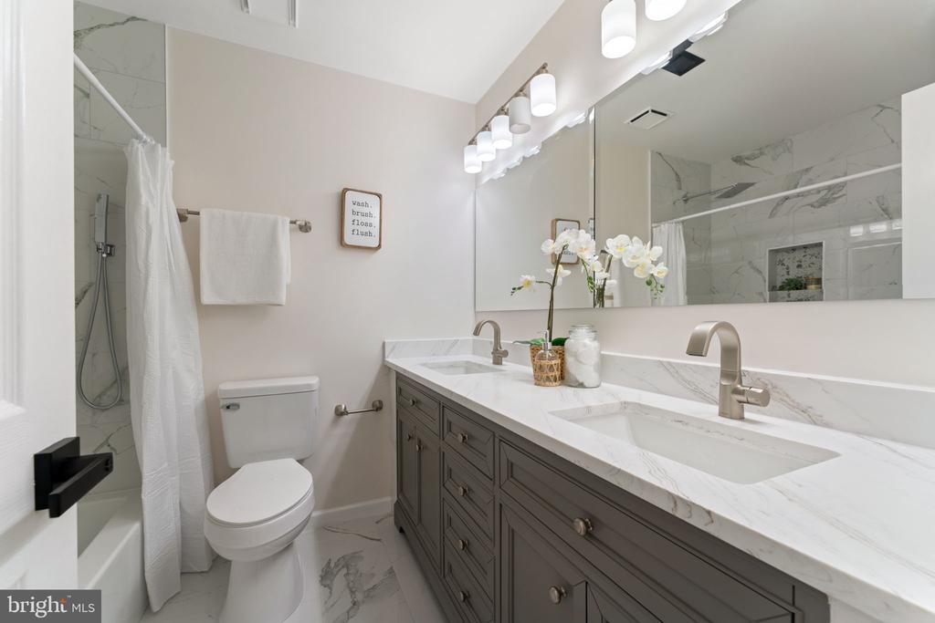 10304 SEA PINES DRIVE