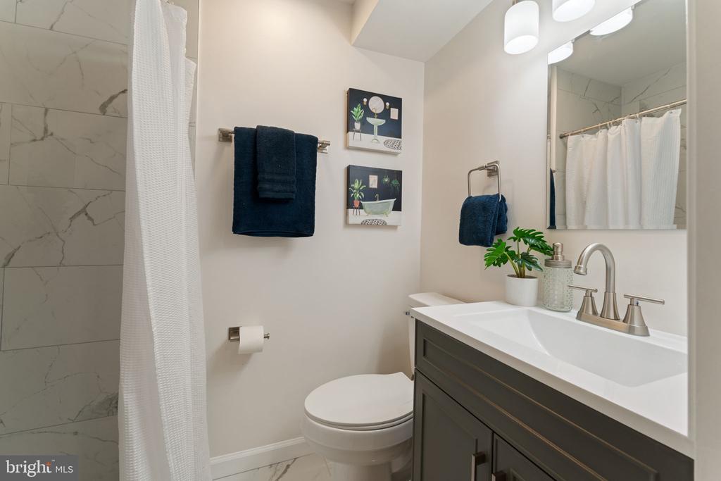 10304 SEA PINES DRIVE