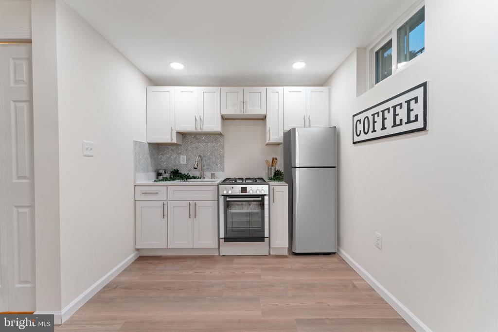 10304 SEA PINES DRIVE