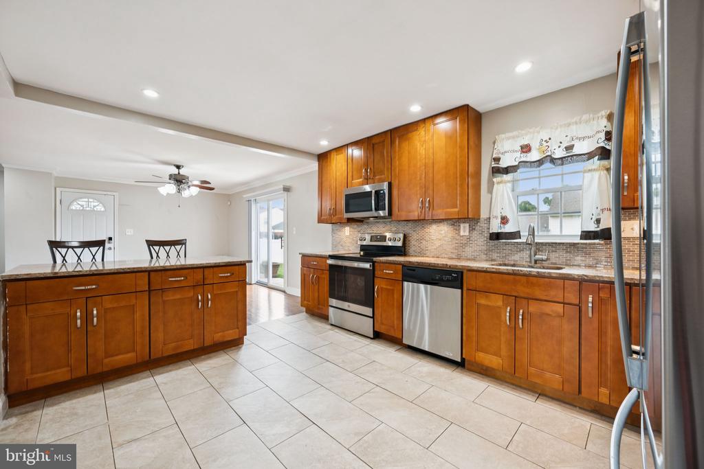 111 ESSENTON DRIVE