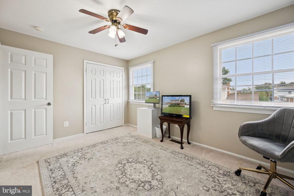 111 ESSENTON DRIVE