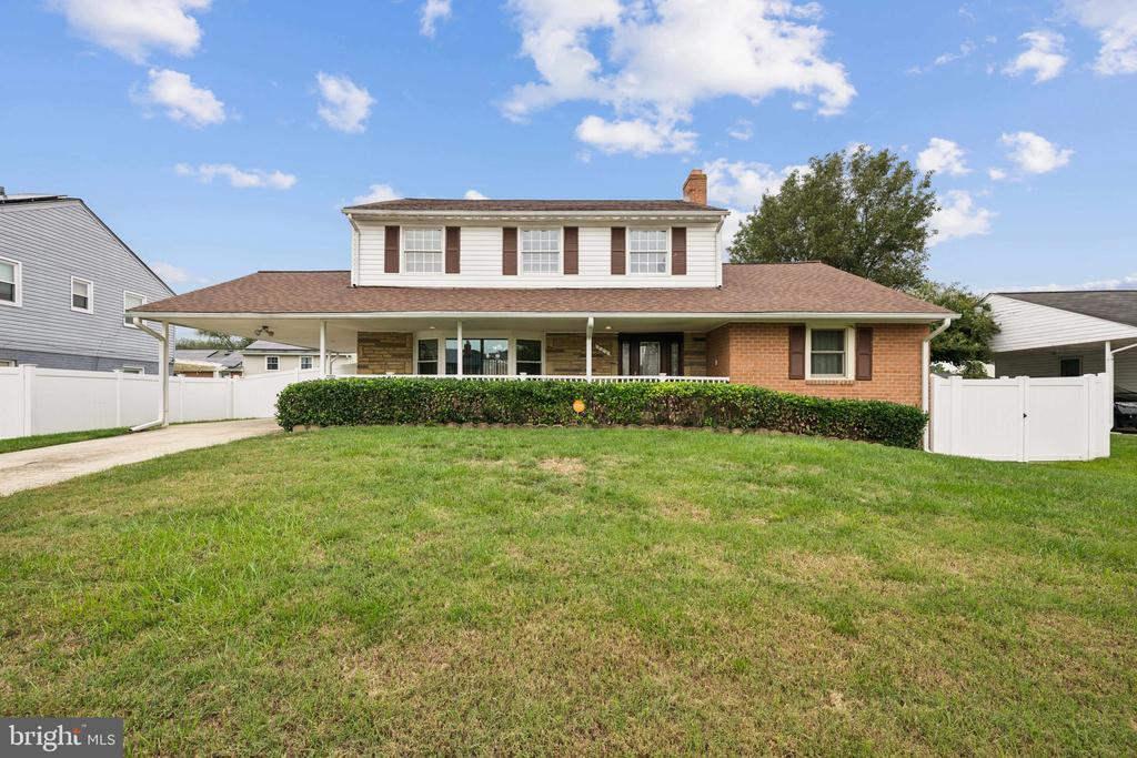 111 ESSENTON DRIVE