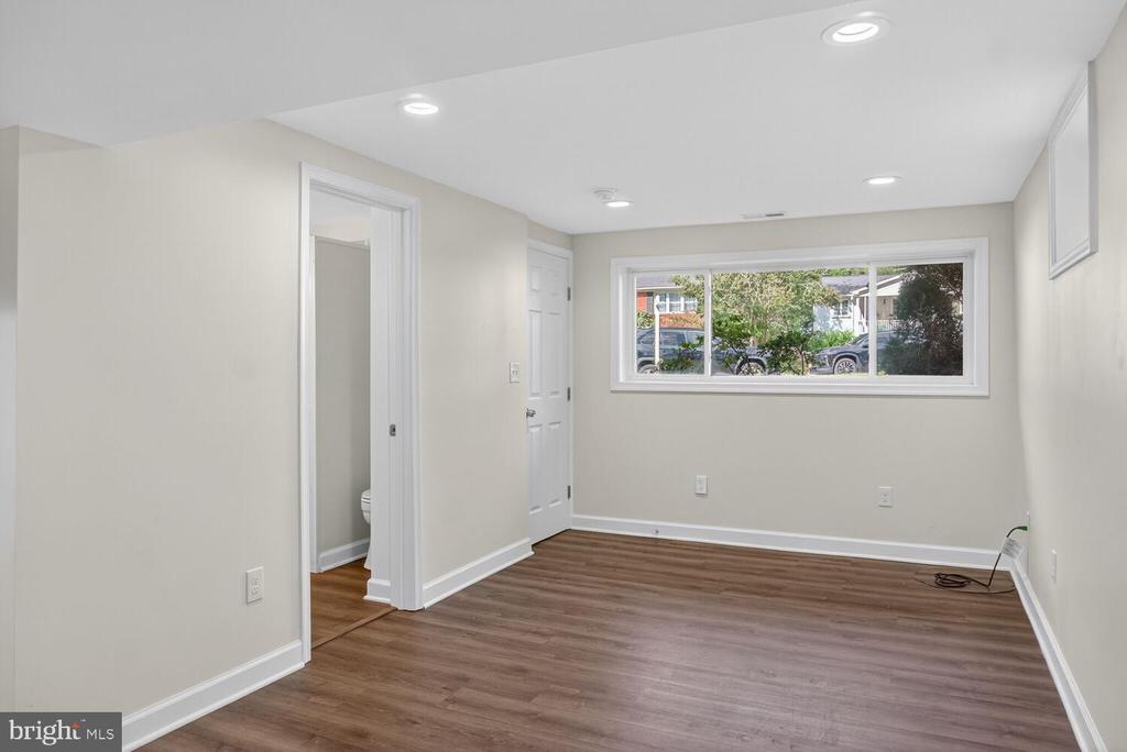 6107 SEMINOLE STREET