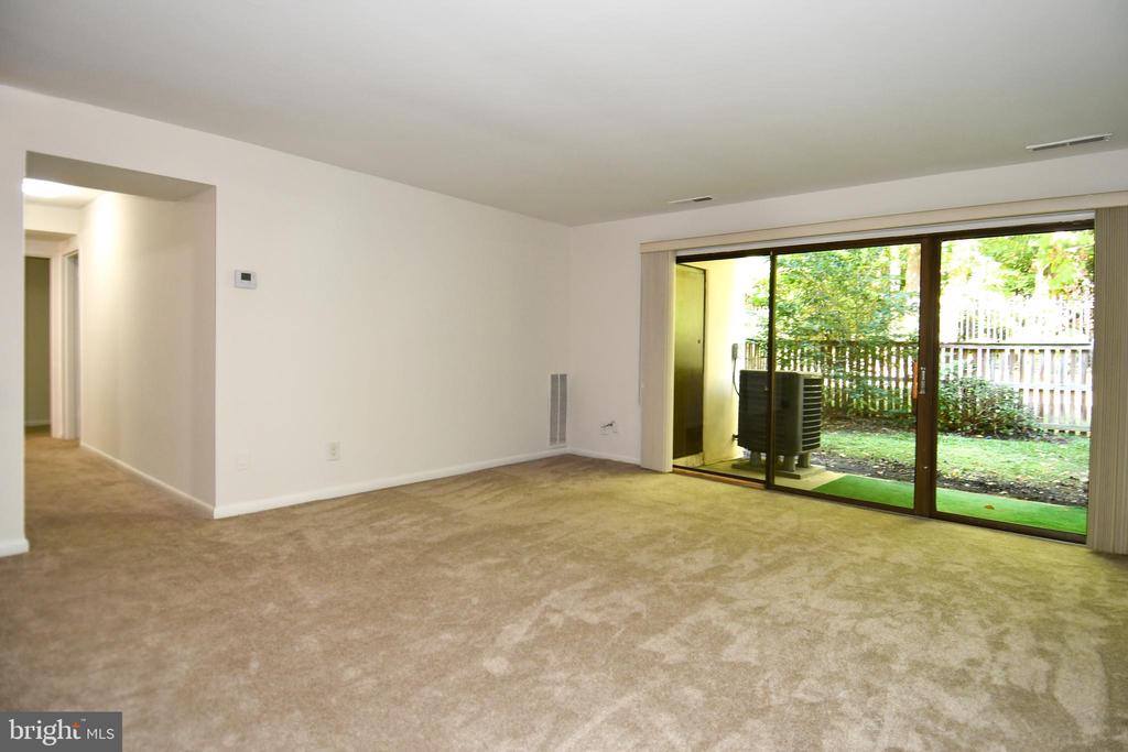 10104 CAMPUS WAY S Unit: 102-3A
