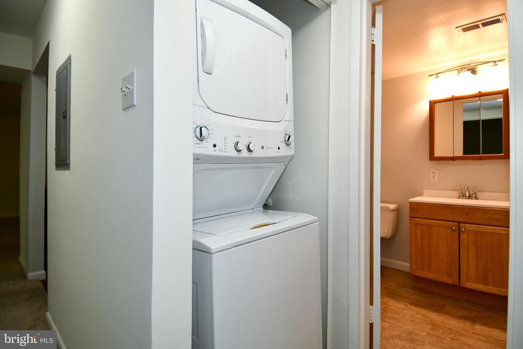 10104 CAMPUS WAY S Unit: 102-3A
