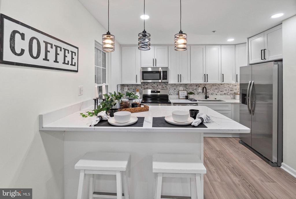 4035 SILVER PARK TERRACE