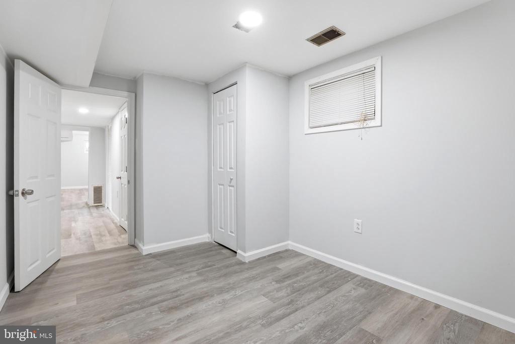 10000 CARNOT DRIVE