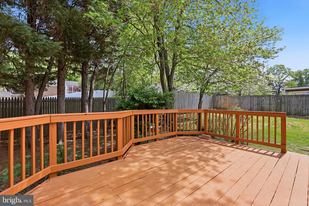10000 CARNOT DRIVE