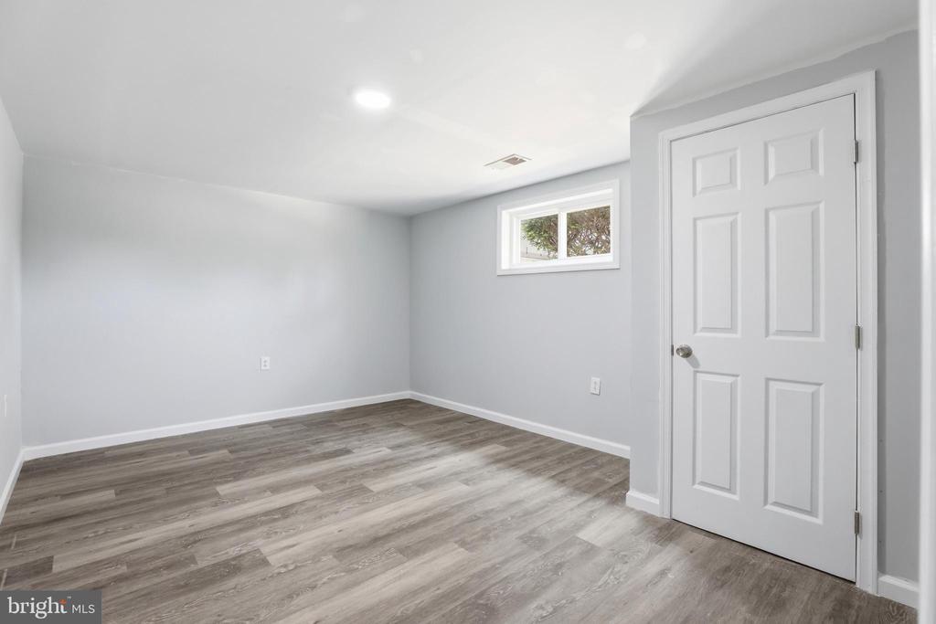 10000 CARNOT DRIVE