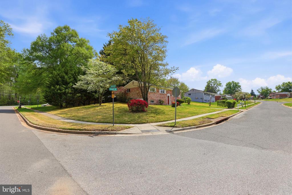 10000 CARNOT DRIVE