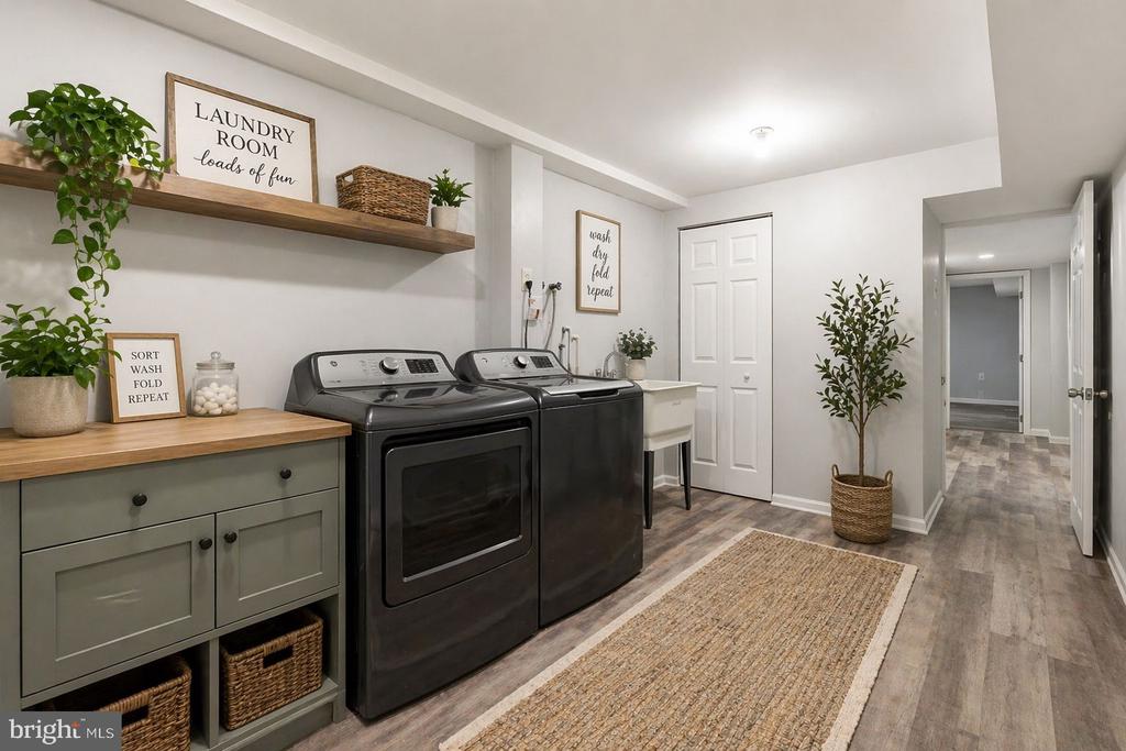 10000 CARNOT DRIVE