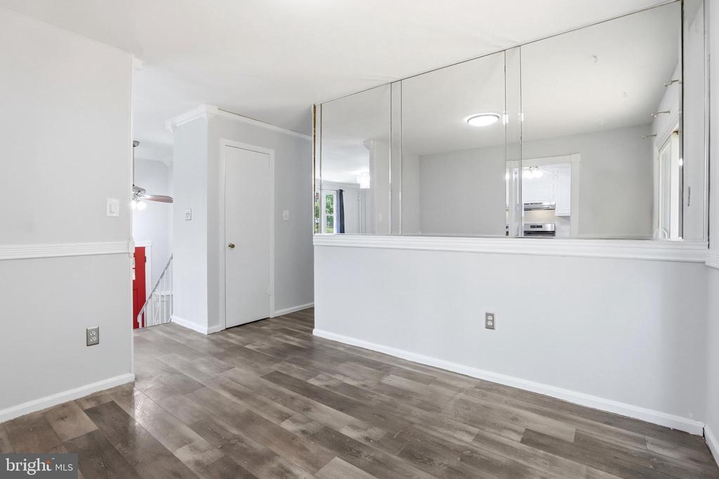 10000 CARNOT DRIVE
