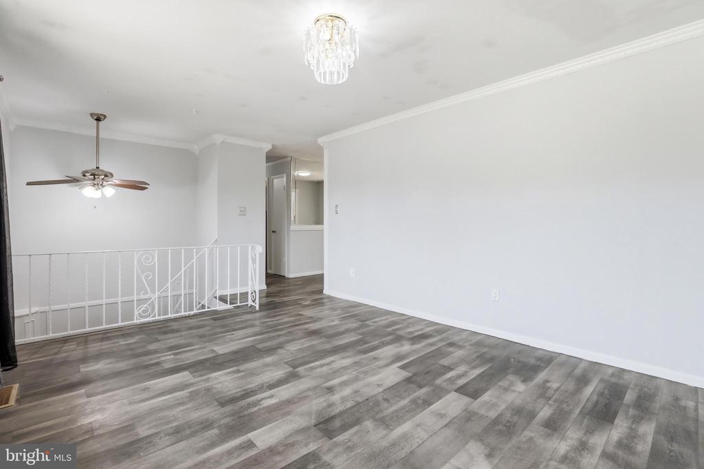 10000 CARNOT DRIVE