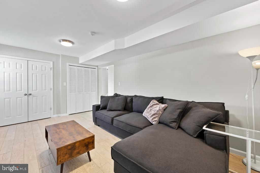 7504 TWINING COURT