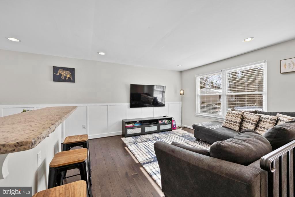 7504 TWINING COURT