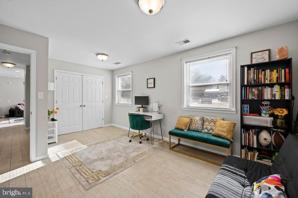 7504 TWINING COURT