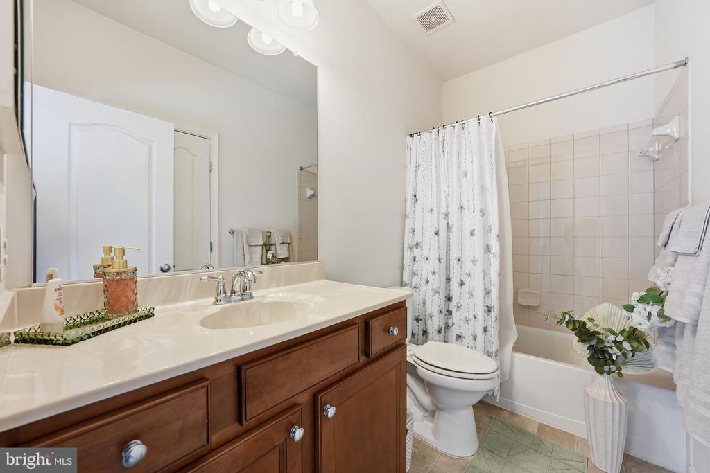15411 CHADDSFORD LAKE DRIVE