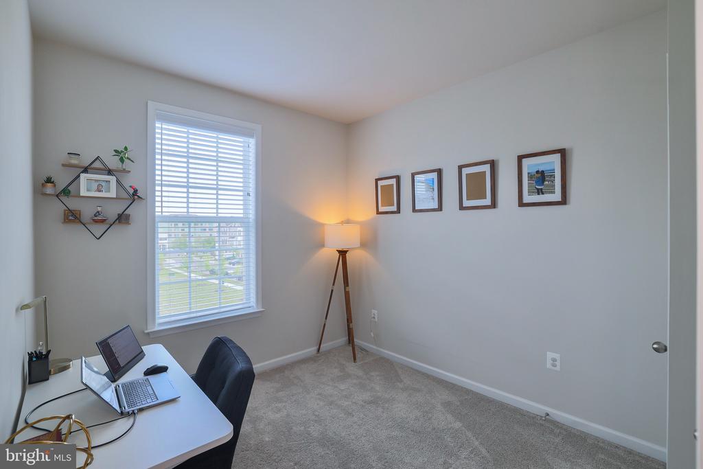 7517 VAN ALLEN LANE