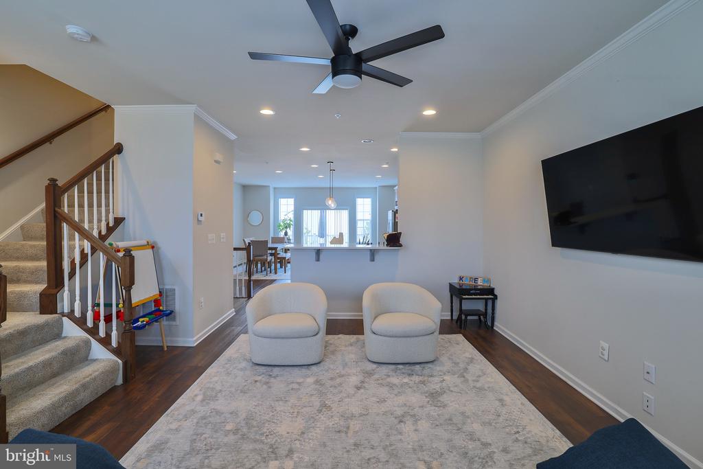 7517 VAN ALLEN LANE