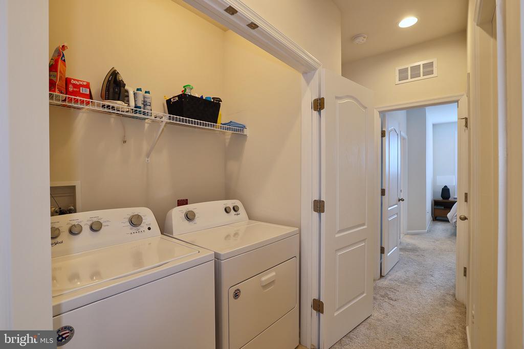 7517 VAN ALLEN LANE