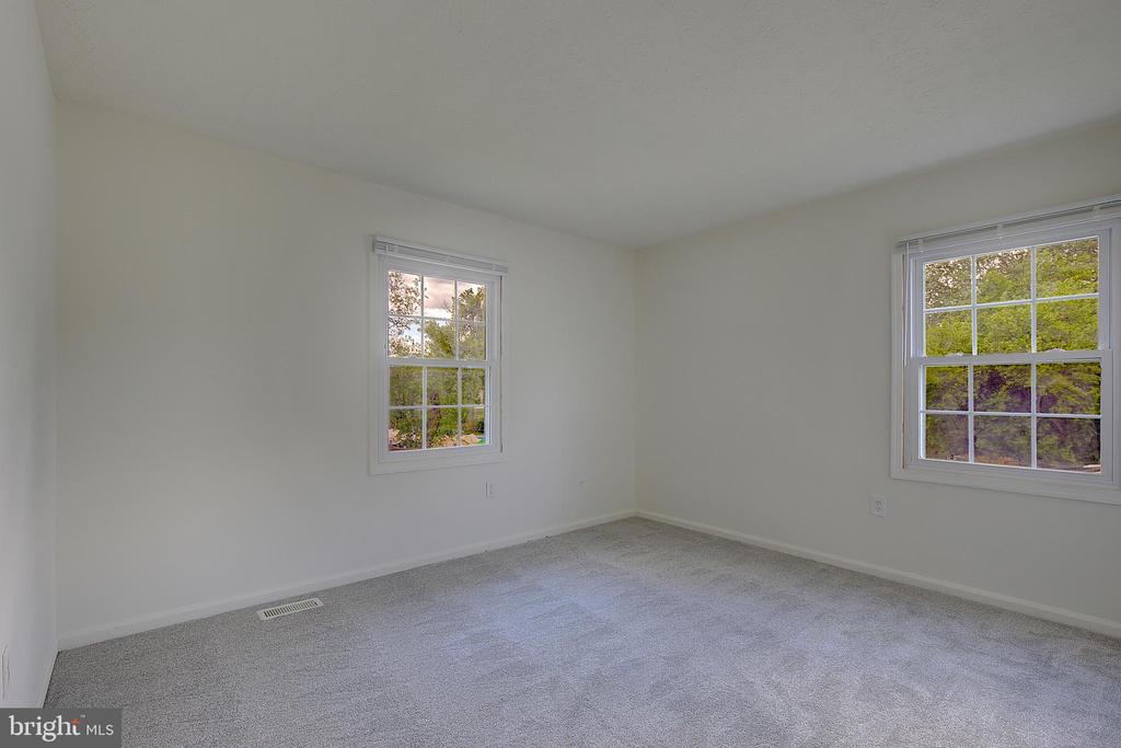 11611 WHITTIER ROAD