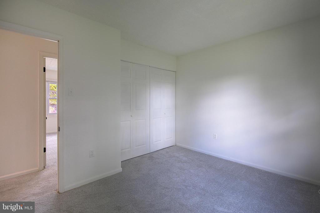 11611 WHITTIER ROAD