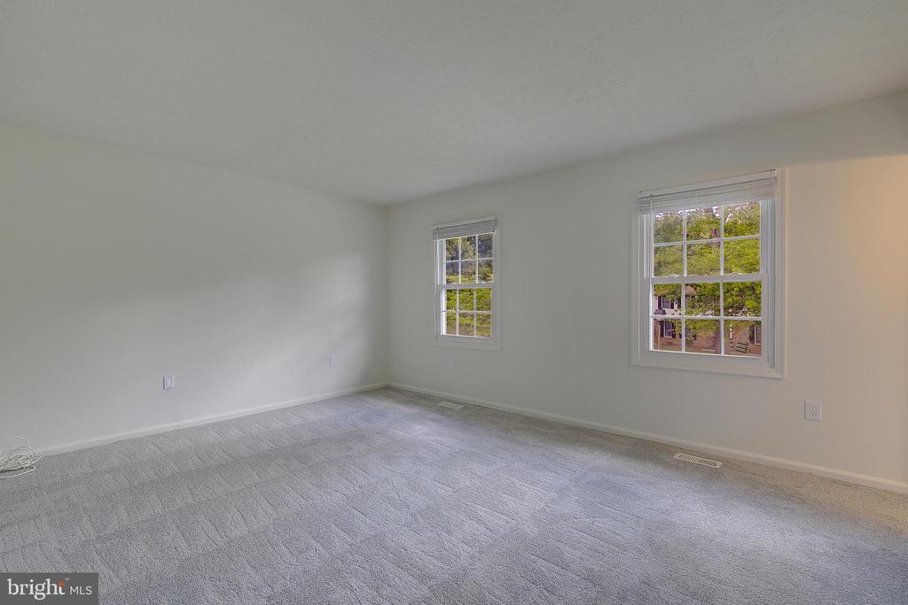11611 WHITTIER ROAD