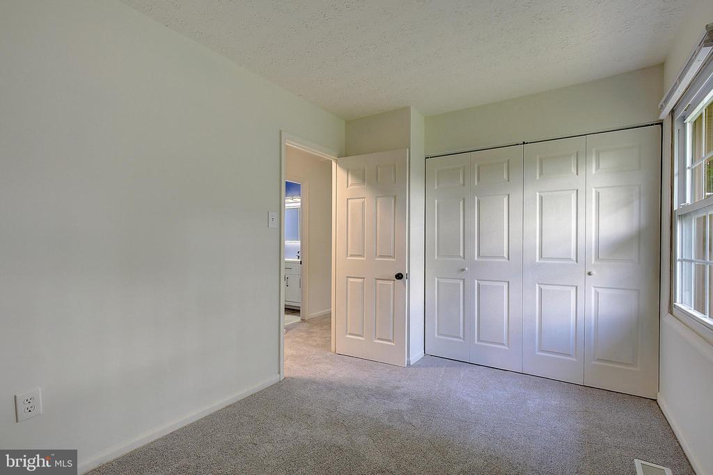 11611 WHITTIER ROAD