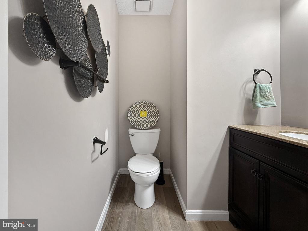 7246 MAHOGANY DRIVE Unit: 4
