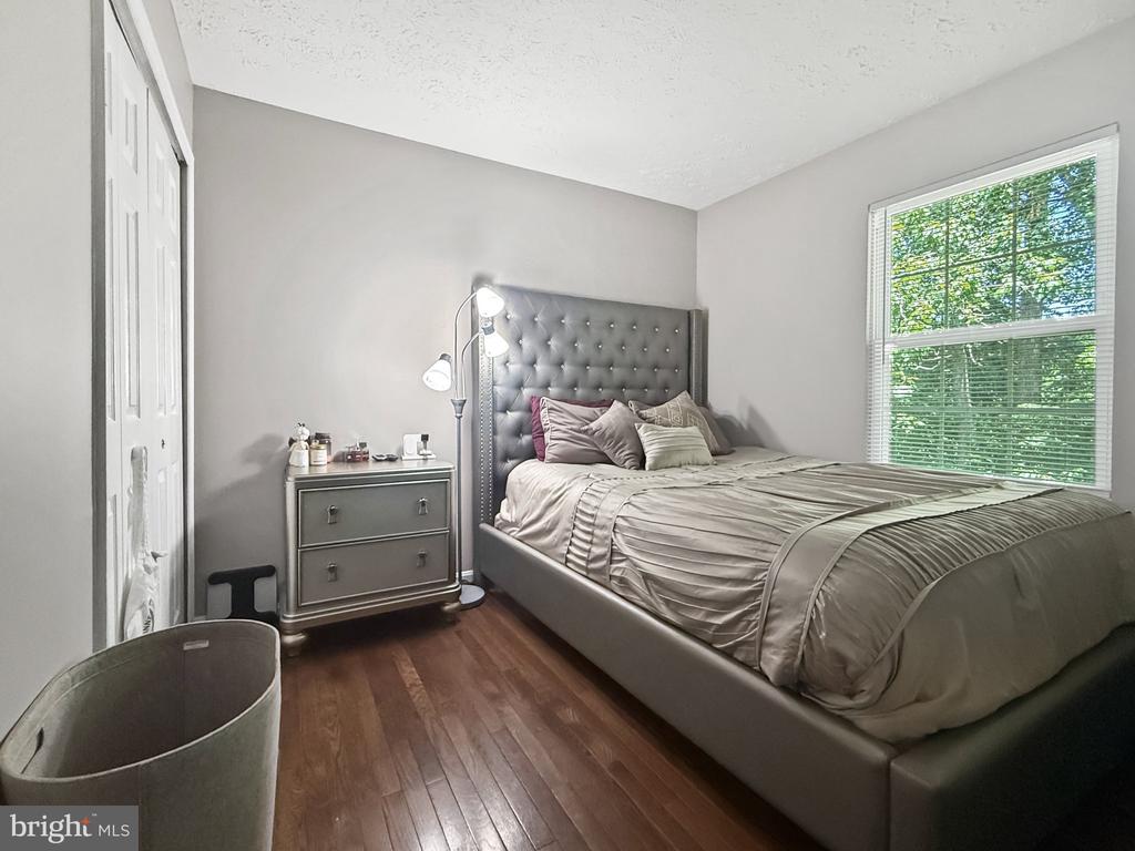 7246 MAHOGANY DRIVE Unit: 4