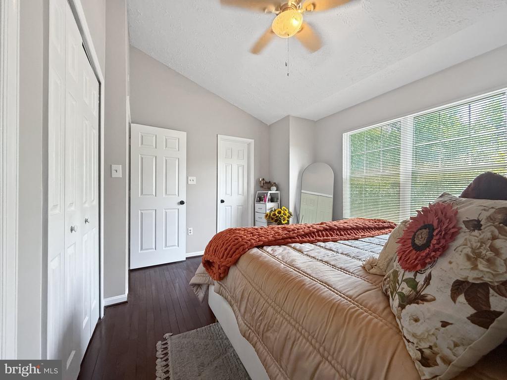 7246 MAHOGANY DRIVE Unit: 4