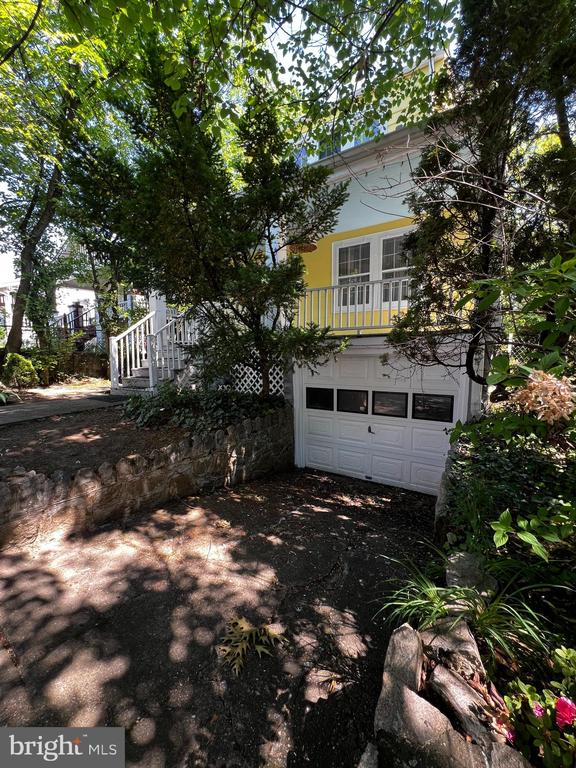 3713 QUINCY STREET