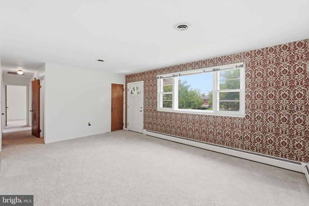 2008 VALLEY VIEW DRIVE