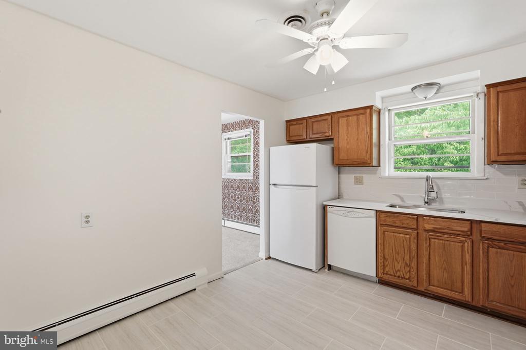 2008 VALLEY VIEW DRIVE