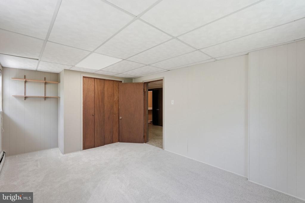 2008 VALLEY VIEW DRIVE