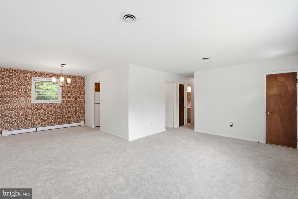 2008 VALLEY VIEW DRIVE