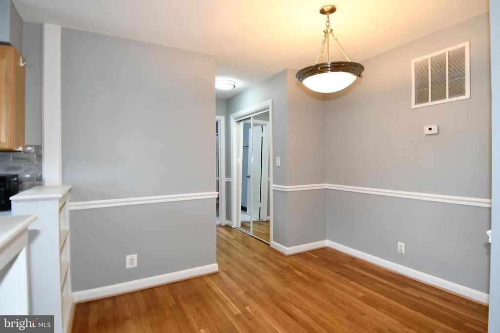 4710 QUEENSBURY ROAD Unit: 2