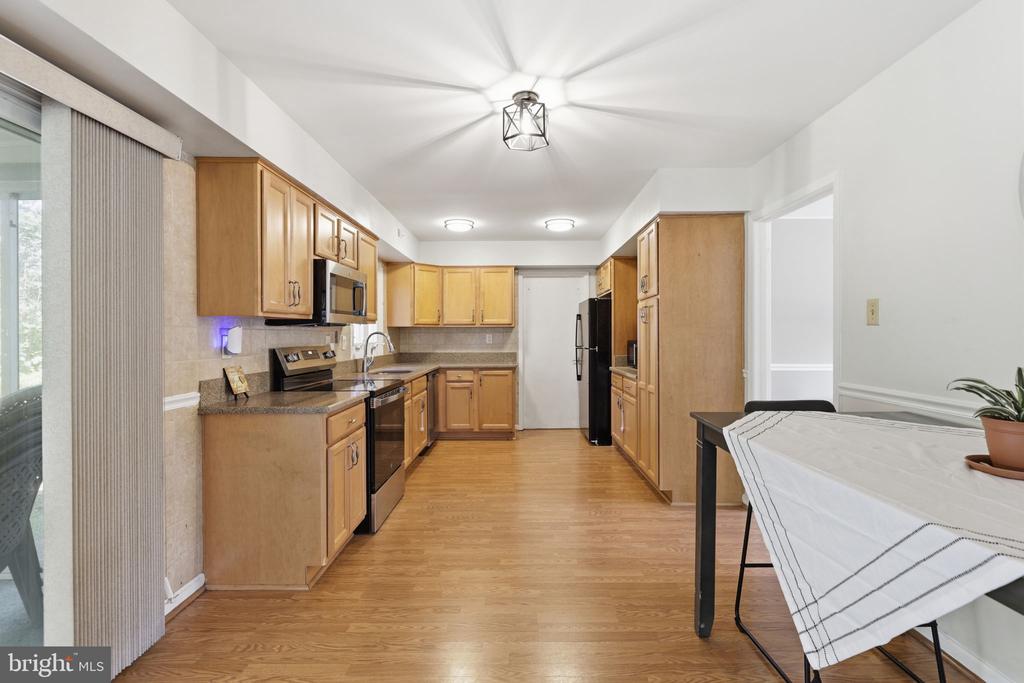 4113 WAKEFIELD LANE