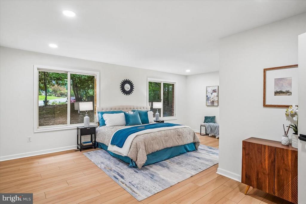 6300 HICKORY BND