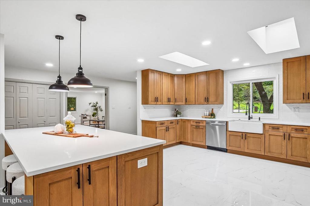 6300 HICKORY BND